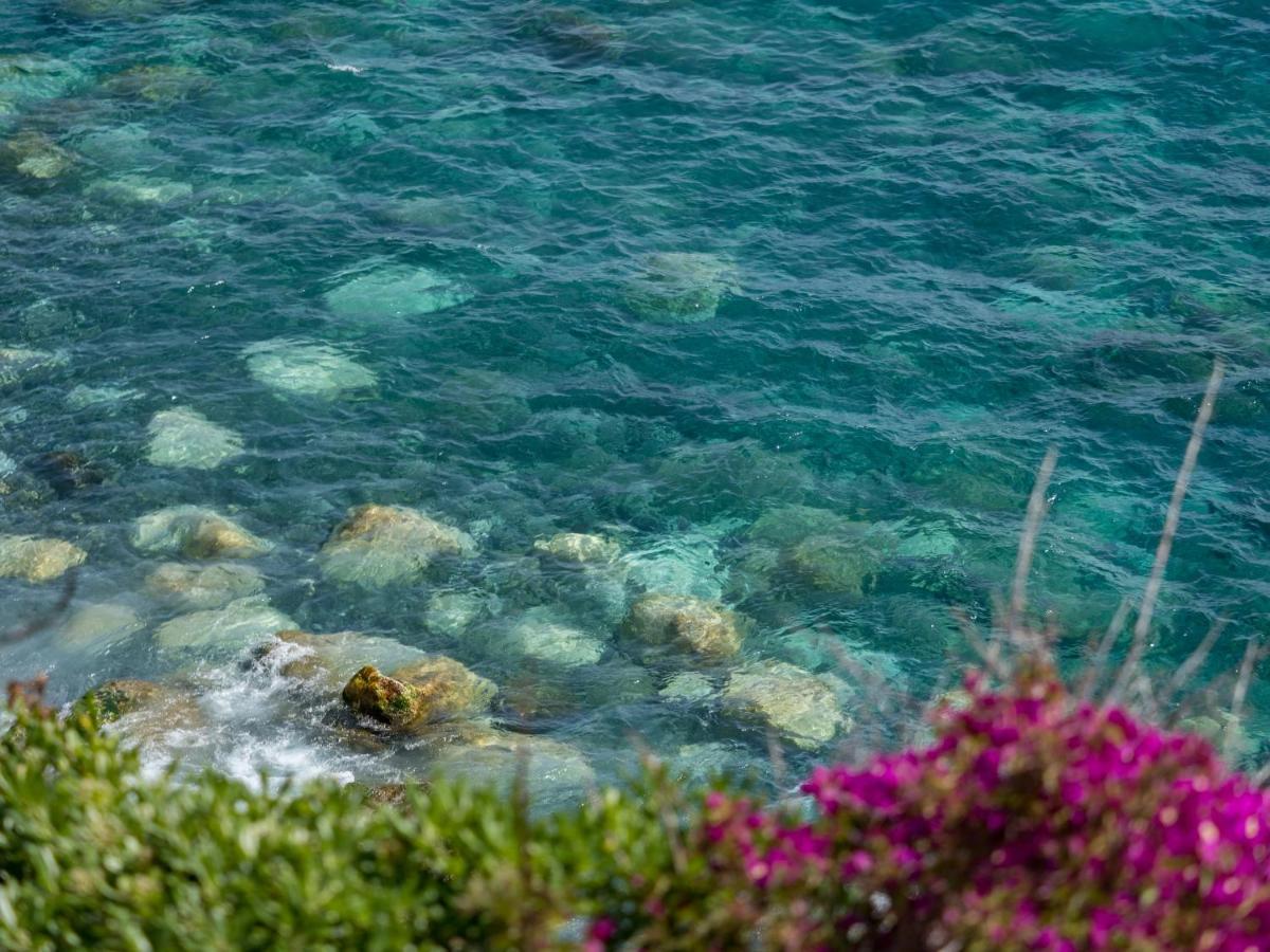 Refilea Sea View Tower Villa Vernazza Esterno foto